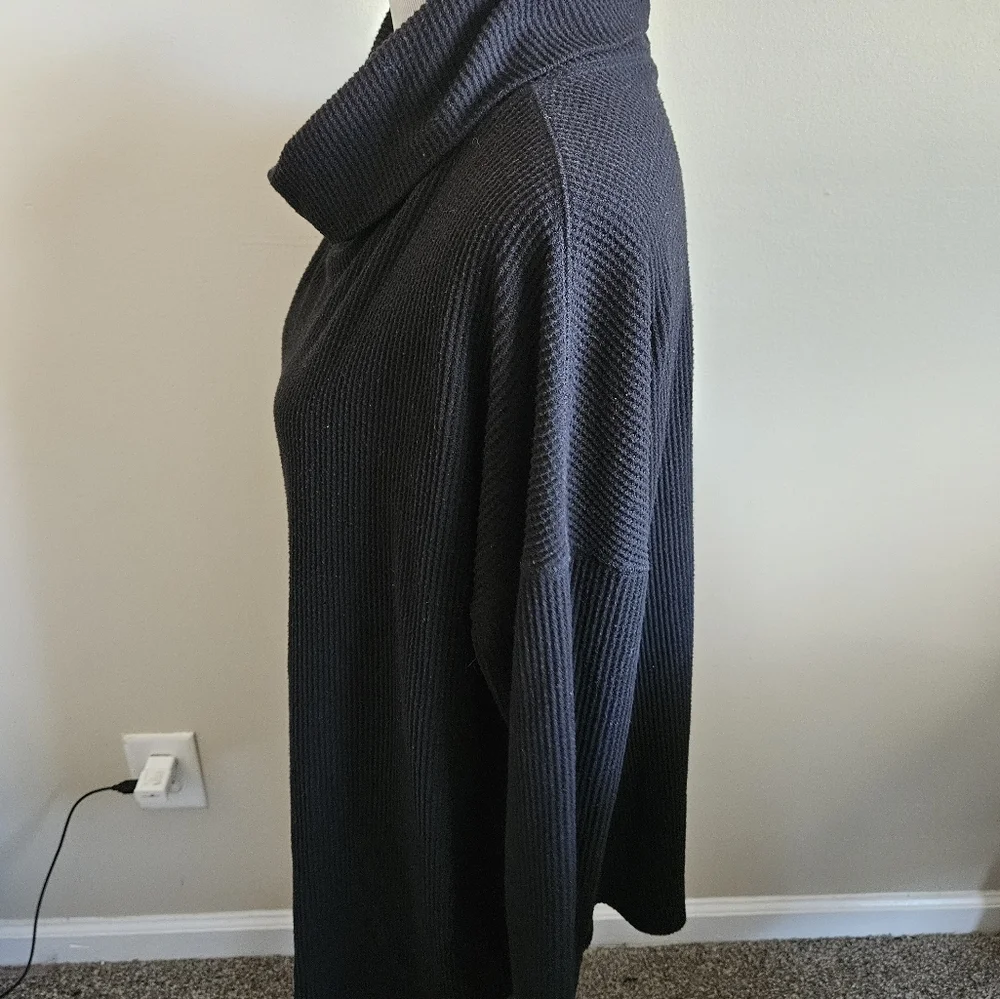 Time & True Waffle Knit Plus Size Cowl Neck Long Sleeve Top Size 16/18